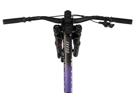 Gros plan de l'amortisseur à ressort RockShox Vivid Coil Ultimate DH du Marin Quake 2026, réglé sur mesure pour la suspension MultiTrac 2 et ajusté selon la taille du cadre.