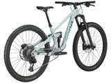 Détail de l'amortisseur RockShox Super Deluxe Select+ intégré au cadre carbone du Kona Process 153 CR, offrant 153 mm de débattement arrière.