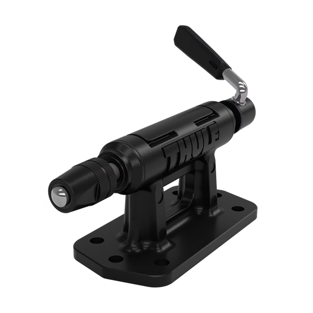 Système de fixation Thule Low Rider Pro installé sur des barres transversales de toit pour porte-vélos, vendu en ligne au Québec
