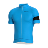 Confort et coupe fonctionnelle au quotidien. Le maillot essentiel pour vos sorties d'entraînement.