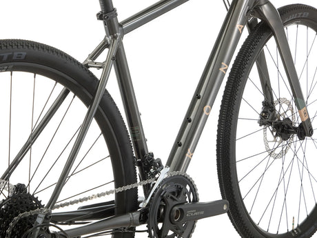 Vue des roues WTB ST i23 TCS et des pneus WTB Vulpine du Kona Libre G2.