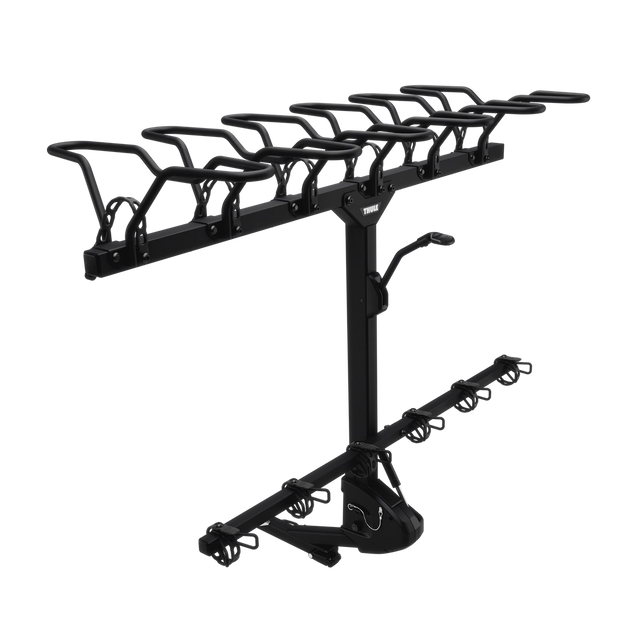 Porte-vélos d'attelage Thule ReVert pouvant transporter six vélos, monté sur la boule d'attelage d'un véhicule, vendu en ligne au Québec