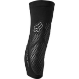 Paire de protège-genoux Fox Enduro Pro de couleur noire pour le vélo de montagne, à coupe enveloppante, offerts chez Le Pédalier