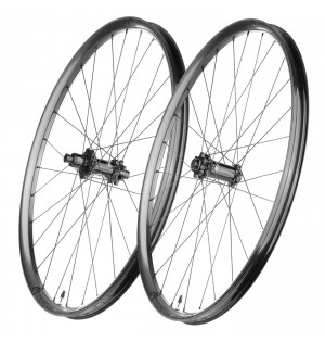 Roues Industry Nine ENDURO S Carbon Hydra 28H